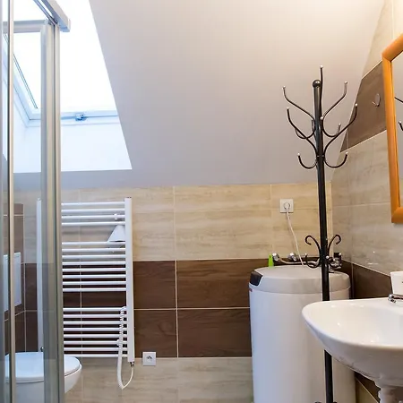 Δωμάτια σε οικογενειακή κατοικία Pre Vas *